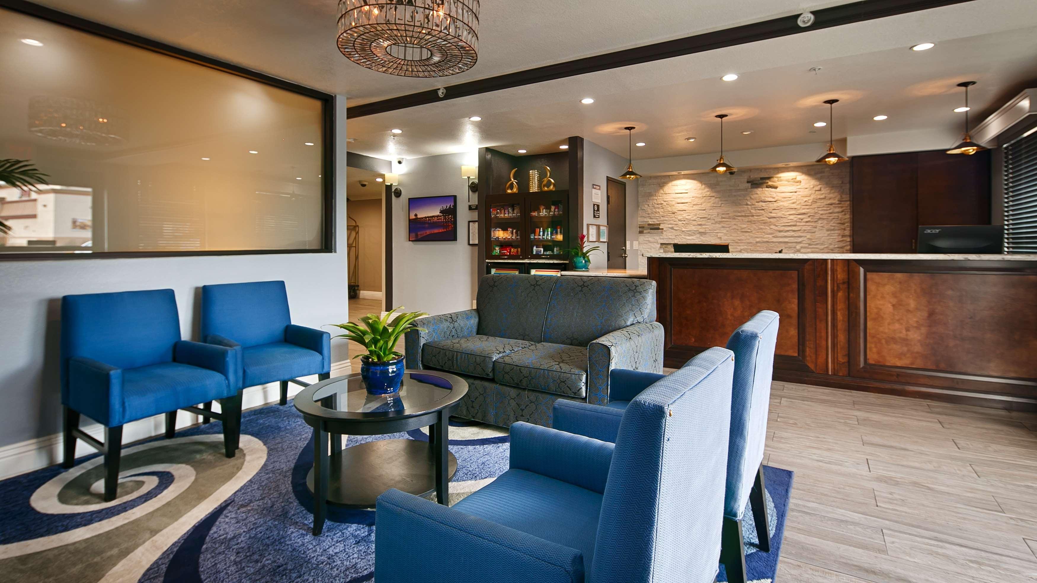 Best Western Plus Diamond Valley Inn Hemet Exterior photo